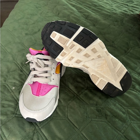 Nike Huarache Run - Picture 4 of 7